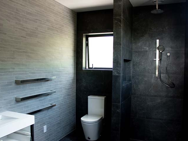 Petes Construction Cashmere Bathroom 2022